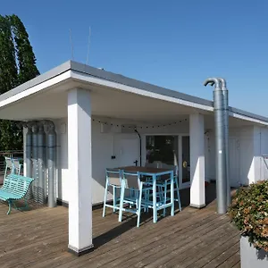 Hub Apartment